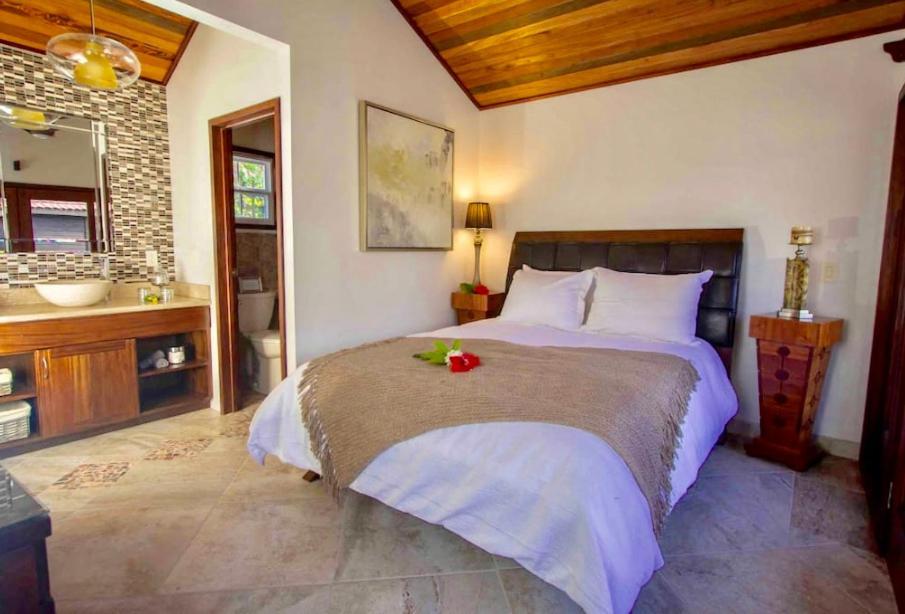 Marbucks Bed & Breakfast Сан Педро Екстериор снимка